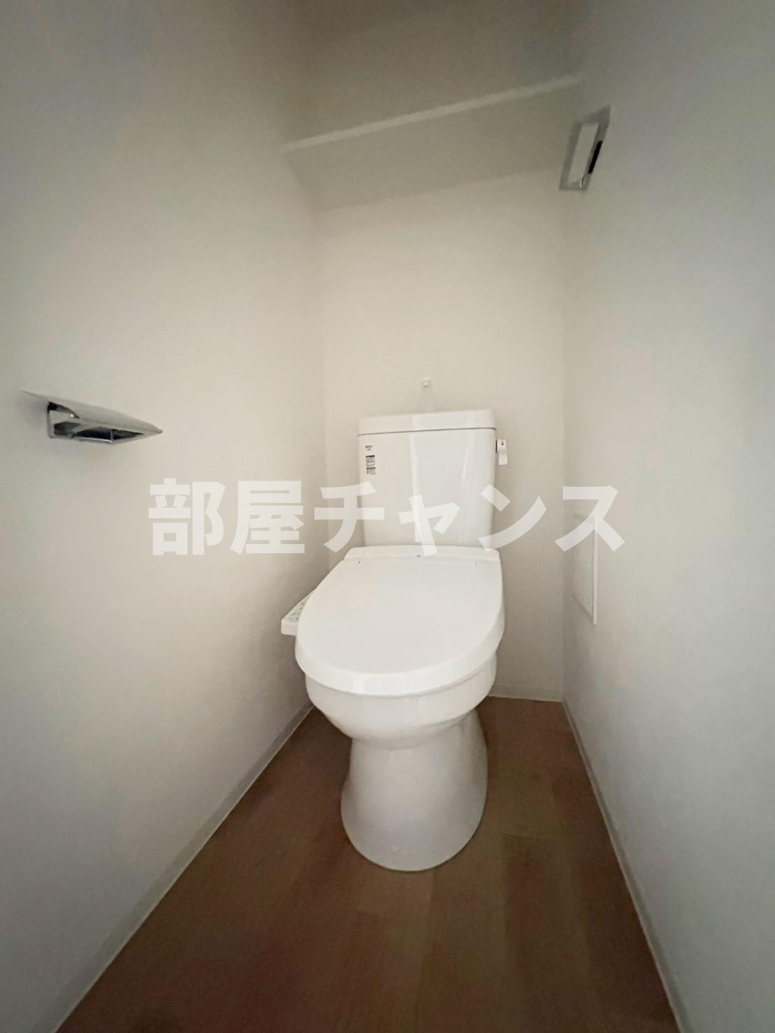 地下鉄鶴舞線 浅間町駅 徒歩6分 12階建 築1年のトイレ写真