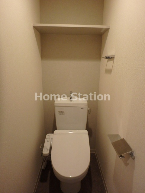 ＪＲ大阪環状線 野田駅 徒歩5分 11階建 築8年のトイレ写真
