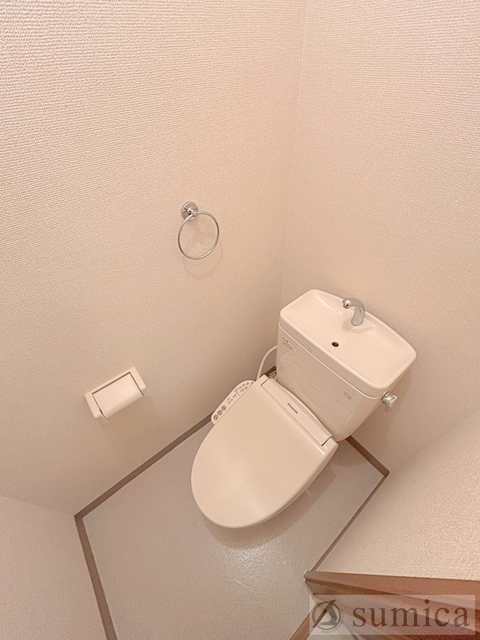 トイレ　セパレートでゆったり使えます♪♪