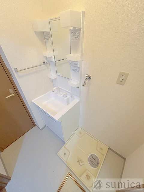洗面設備　洗面脱衣所付き！独立洗面台が便利です♪♪