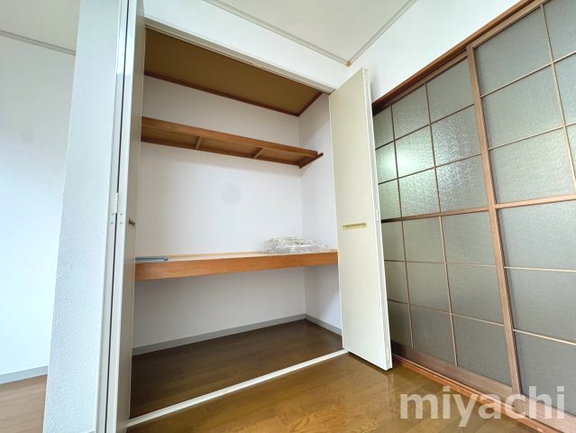 ＪＲ牟岐線 文化の森駅 徒歩25分 2階建 築35年の内装写真
