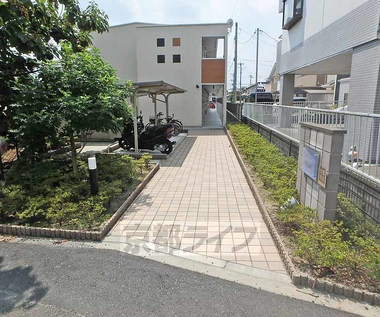 ＪＲ山陰本線 千代川駅 徒歩16分 2階建 築12年の外観写真