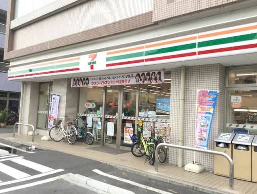 コンビニ　セブンイレブン大田区東六郷2丁目店（コンビニ）まで181m