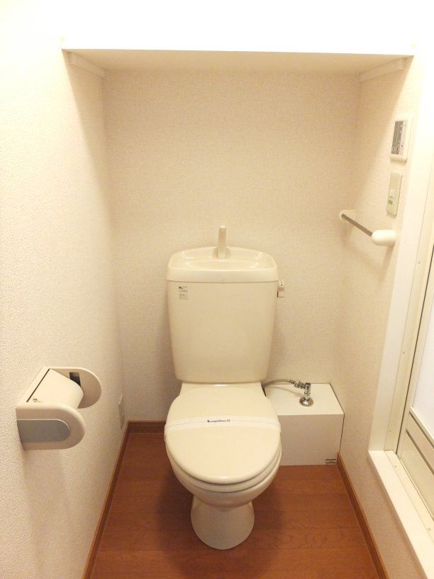 京成千葉線 京成幕張本郷駅 徒歩11分 3階建 築23年のトイレ写真