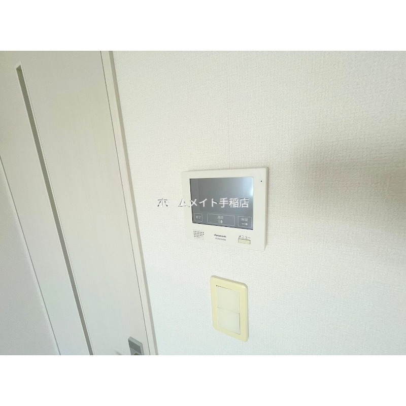 セキュリティ　モＴＶモニターホン付きでございます！