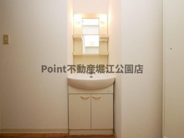 地下鉄御堂筋線 なんば駅 徒歩15分 10階建 築23年のトイレ写真
