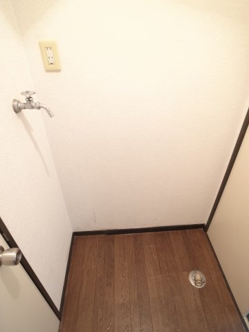 フィールドハウス末広 弐番館の内装写真
