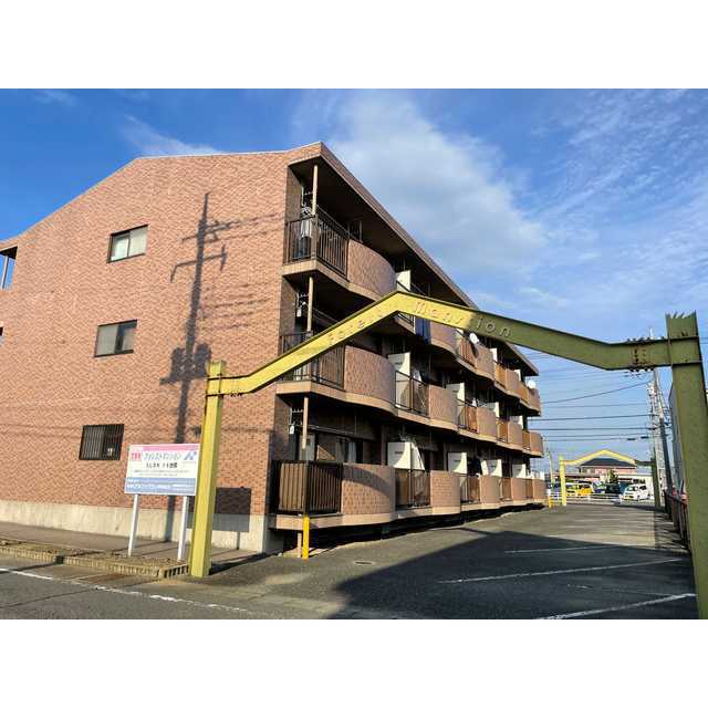 フォレストマンションの外観写真