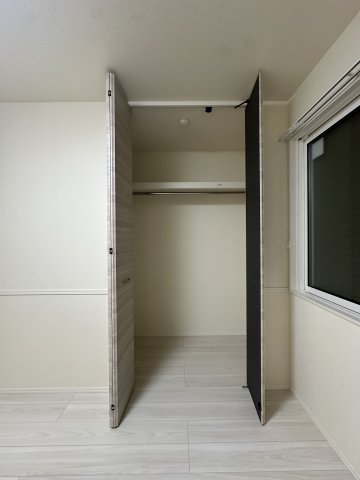 収納　06883-302