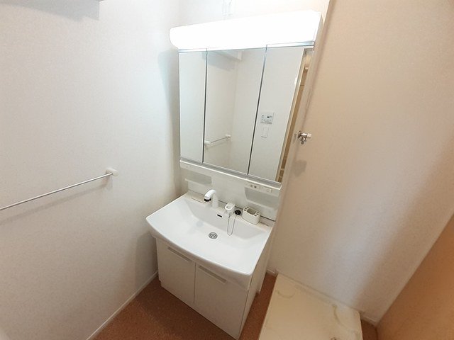 洗面設備　洗面所です