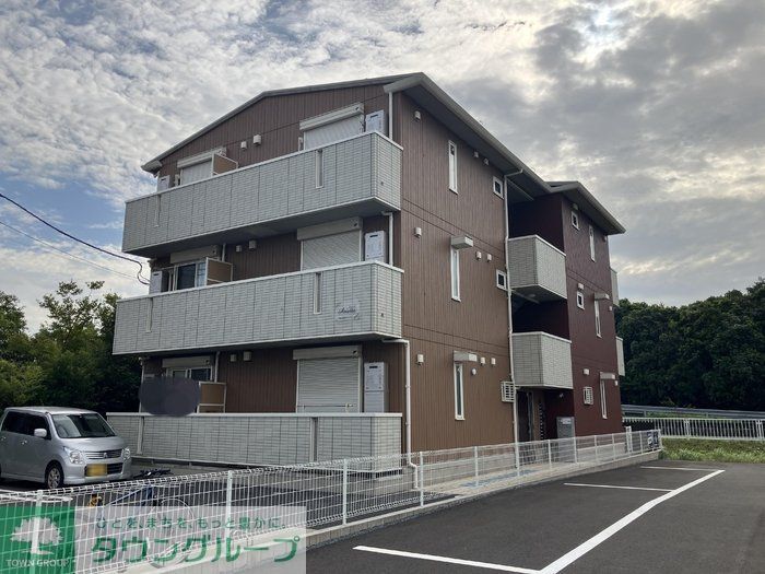 建物外観　お問合せはタウンハウジングまで！※現地待合わせ相談可能
