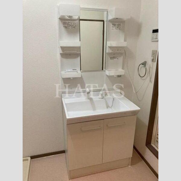 洗面設備　同物件別部屋です