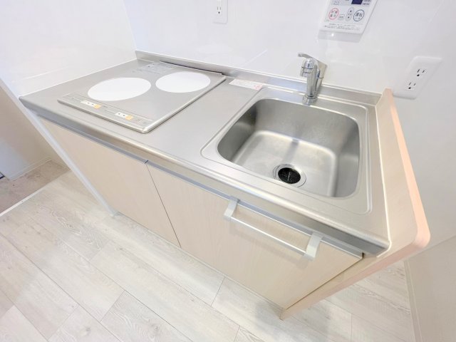 キッチン　ＩＨコンロなのでお掃除らくらく