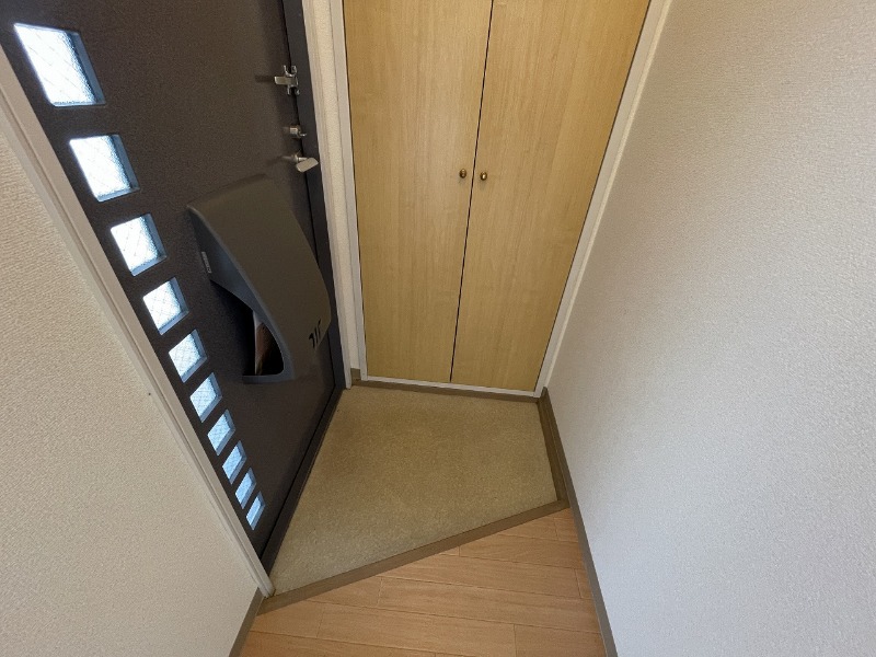 ライフステージ・レオ弐番館の玄関写真