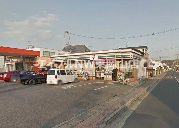 コンビニ　セブンイレブン岡山門田屋敷4丁目店（コンビニ）まで565m
