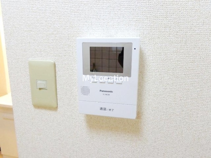 セキュリティ　☆モニター付きインターホンです☆