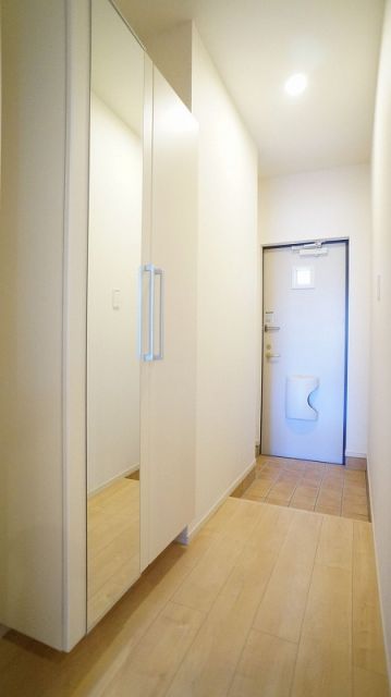 グラシオッソNの玄関写真