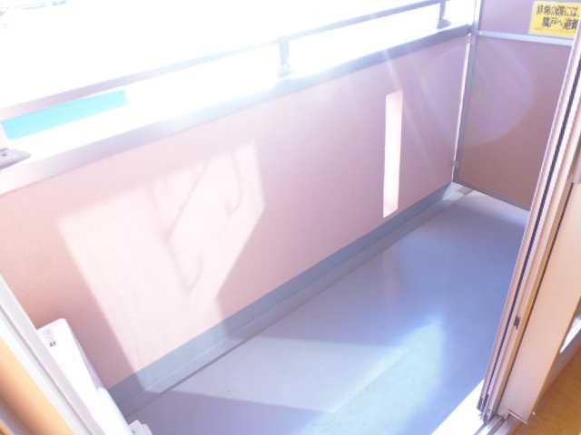 バルコニー　他室参照（現況と異なる場合があります）