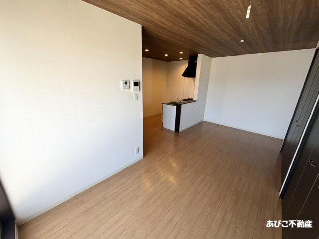 ＪＲ山陽本線 倉敷駅 徒歩25分 2階建 築10年の居間写真