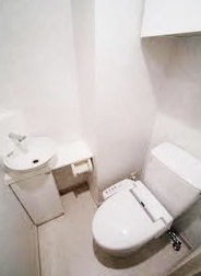 ＪＲ山手線 秋葉原駅 徒歩7分 14階建 築21年のトイレ写真