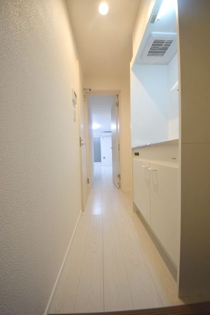 玄関　★お部屋探しは株式会社タウンハウジング東京まで★