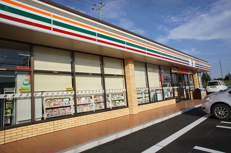 コンビニ　セブンイレブン研究学園駅西店（コンビニ）まで65m