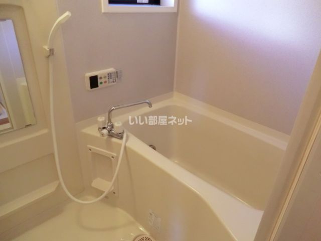 フラワーレジデンスひかりAの風呂写真