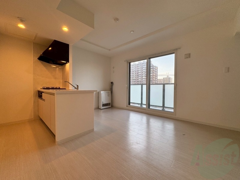 居室・リビング　広くてキレイなお部屋が広がっていて、充実した生活が送れそう。