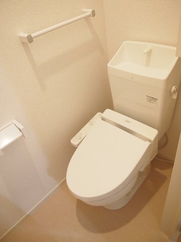トイレ　トイレもきれいです