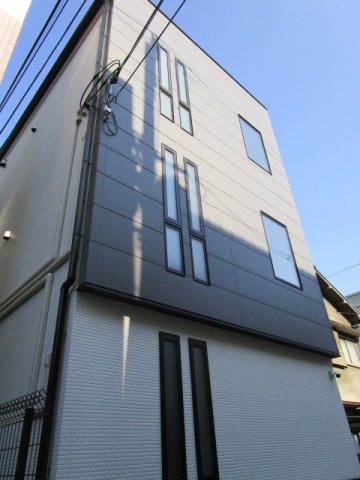 ＪＲ東海道本線 塚本駅 徒歩8分 3階建 築7年の外観写真