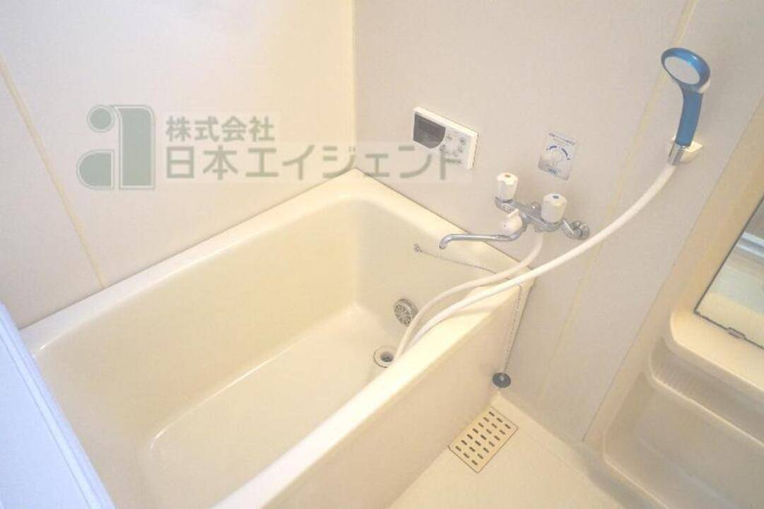 バス・シャワールーム　浴室