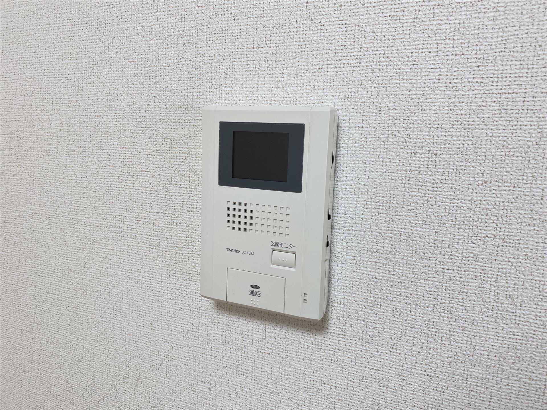 セキュリティ　お部屋から確認できるモニター付きドアホン♪