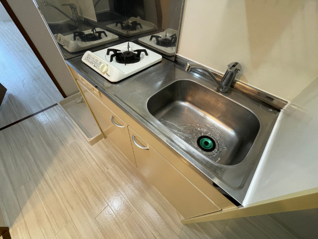 キッチン　一口コンロのシステムキッチンです