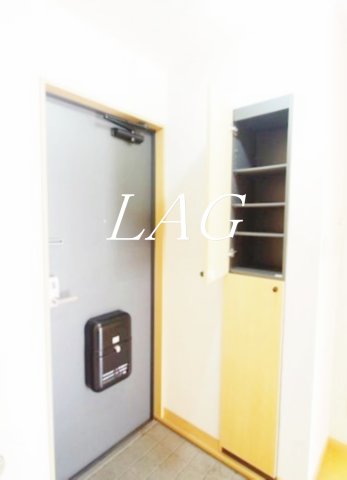 玄関　玄関です。