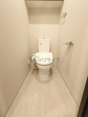 トイレ　※参考写真　同タイプ（間取り）の写真となります。