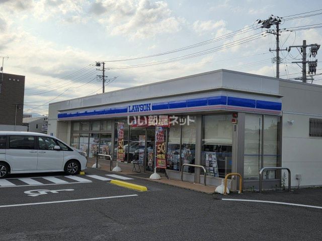 コンビニ　ローソン福島大森中央店（コンビニ）まで397m