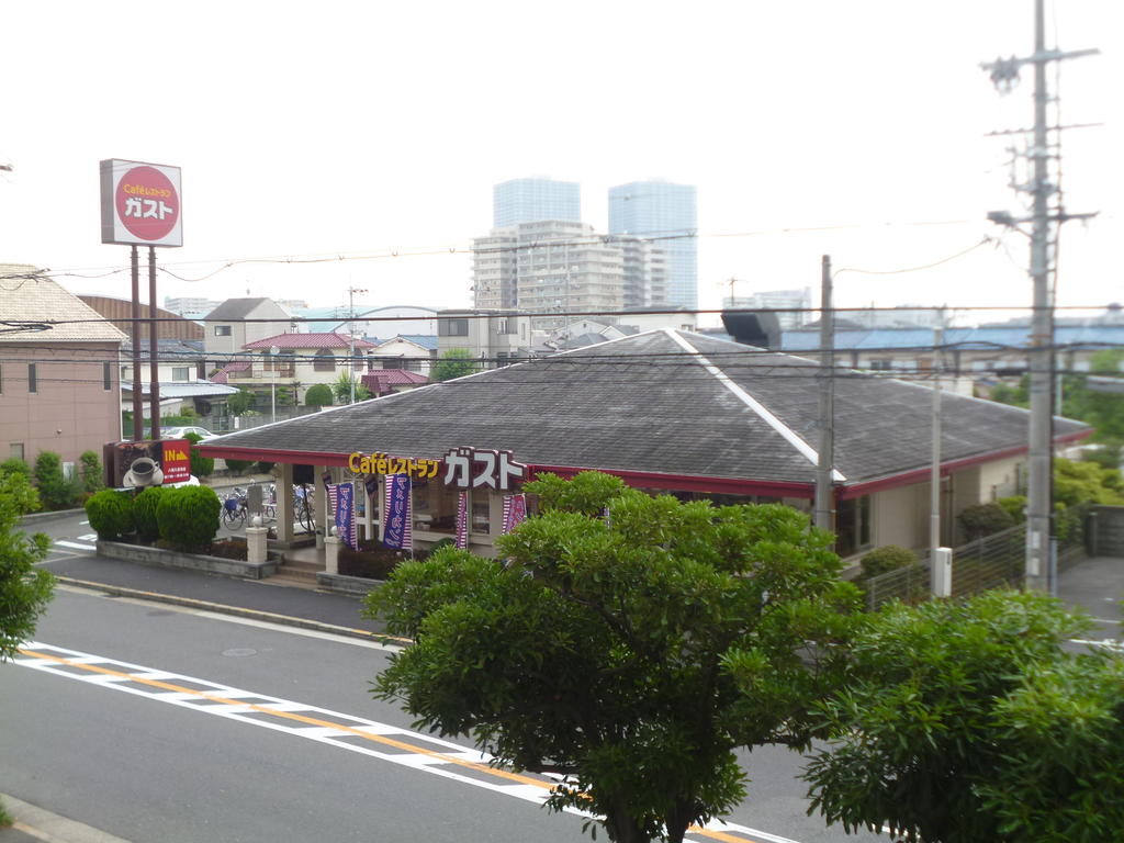 飲食店　ガスト八尾久宝寺店（飲食店）まで299m