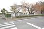 中学校　桐生市立桜木中学校（中学校）まで298m