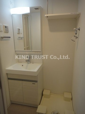 洗面設備　広い洗面スペース