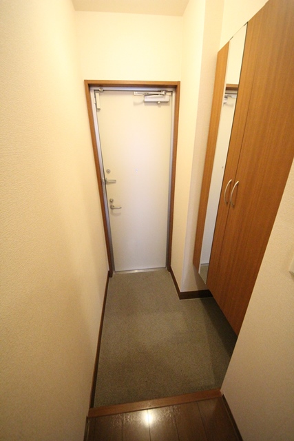 エクセレントコテラの玄関写真