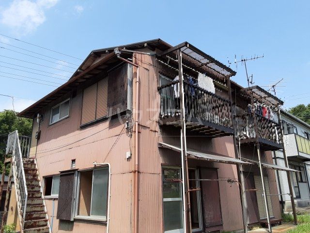 神奈川県厚木市上荻野（アパート）の賃貸物件の外観
