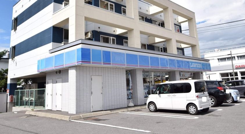 コンビニ　ローソン旭川永山2丁目店（コンビニ）まで730m