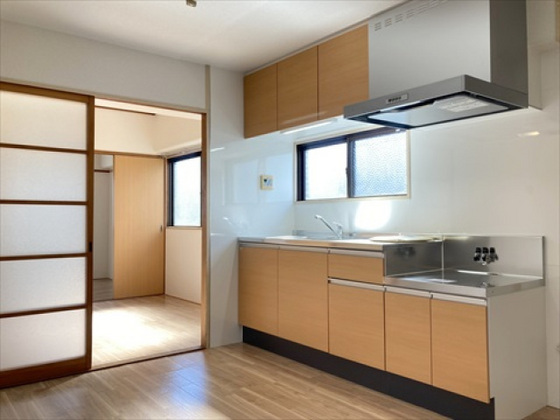 キッチン　※別部屋の写真です