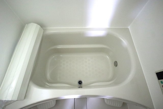 バス・シャワールーム　浴槽ゆったり出来ます　前回募集参考写真