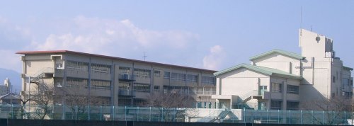 【須賀ＯＫＩハウスの中学校】