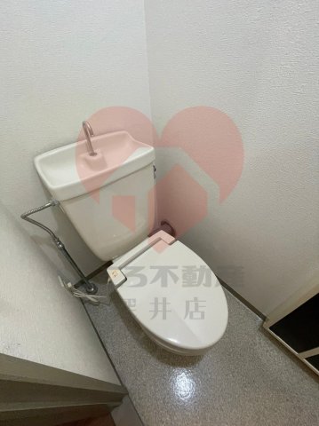 【ルポザン泉ヶ丘のトイレ】