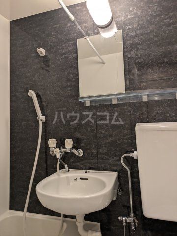 【ユナイト能見台エルドレッドの洗面設備】
