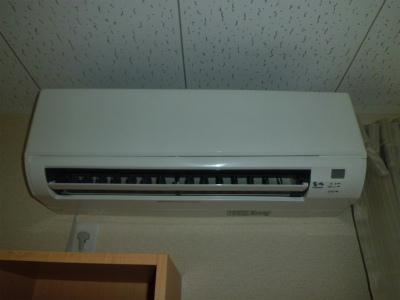 その他　エアコン付。