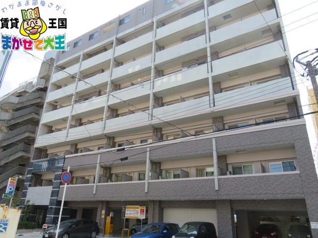 長崎市目覚町のマンションの建物外観