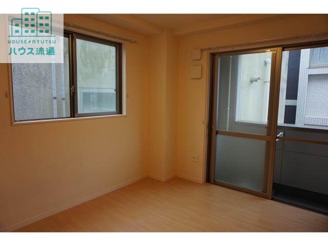 居室・リビング　※同タイプ別号室写真